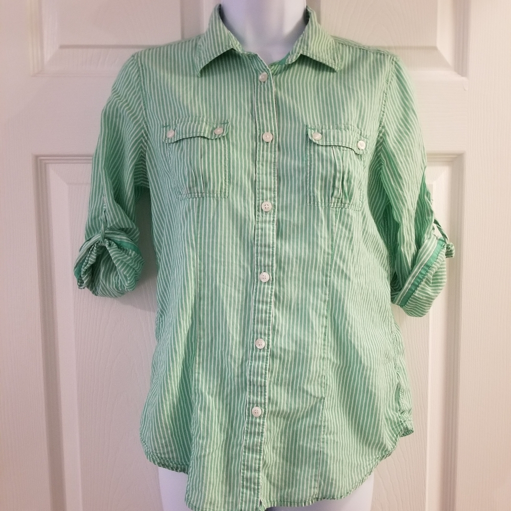 ❄American Eagle outfitters favorite shirt